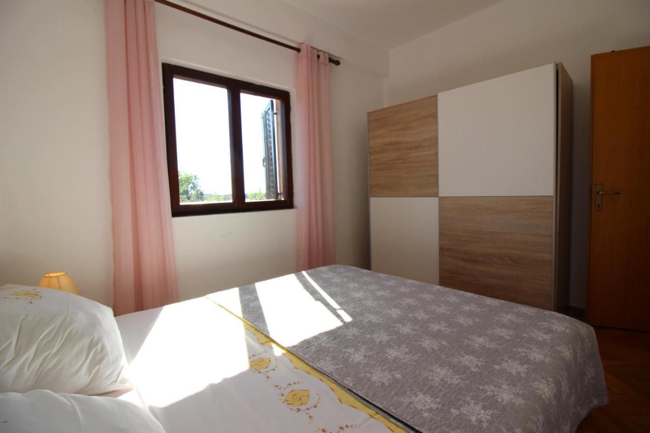 Apartment Liliana Near Beach Пореч Екстер'єр фото