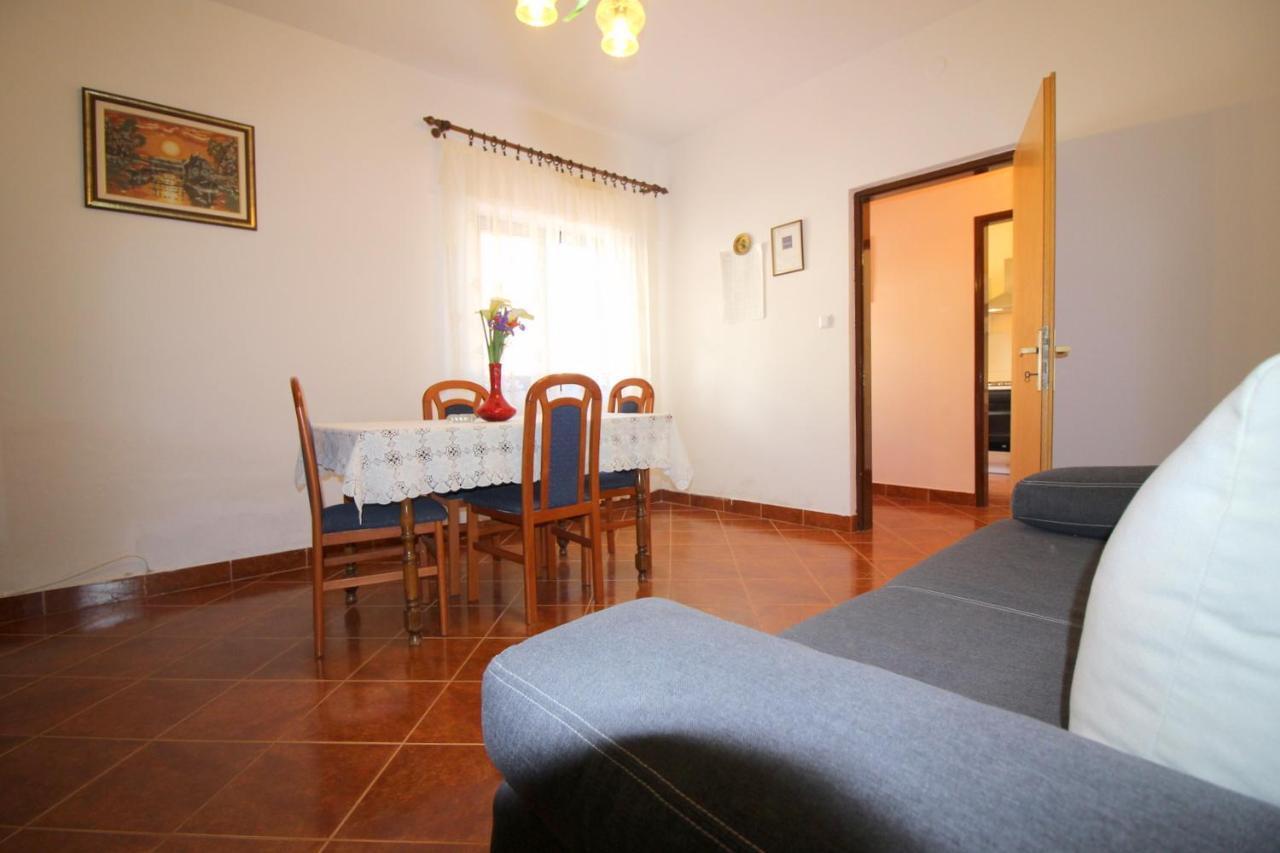 Apartment Liliana Near Beach Пореч Екстер'єр фото